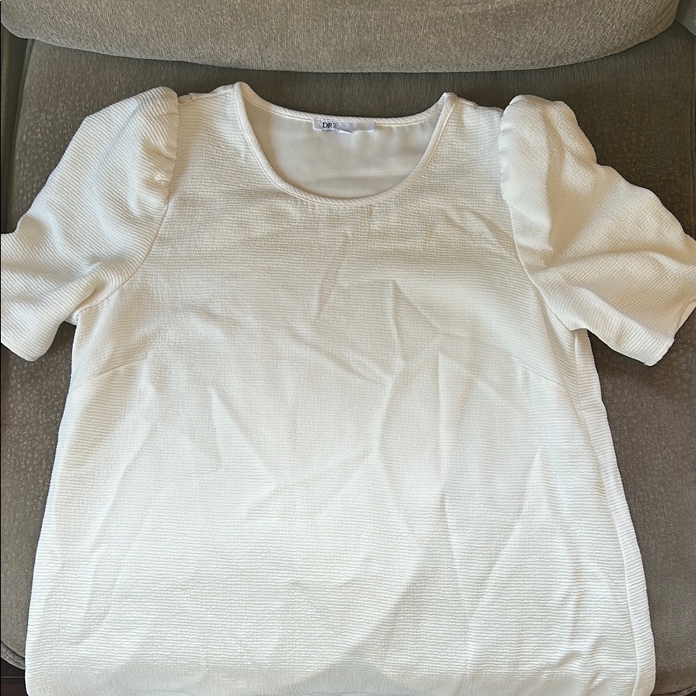 Elegant White Puff Sleeve Top